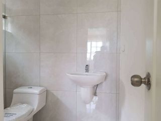 Foto 14 de Venta de Casa en Urb. Casa Laguna con acabados de lujo a pocos minutos de Ciudad Dorado, Samborondon