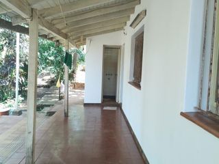 Foto 5 de HERMOSA CASA ESTILO CHALET DE 3 DORMITORIOS, GRAN TERRENO EN POSADAS MISIONES