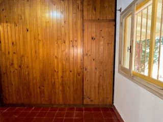 Foto 18 de HERMOSA CASA ESTILO CHALET DE 3 DORMITORIOS, GRAN TERRENO EN POSADAS MISIONES