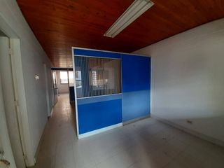 Foto 1 de OFICINA EN ARRIENDO BARRIO CENTRO | 5018
