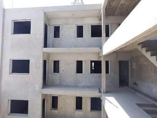 Foto 2 de DEPARTAMENTO 2 AMB. CON BALCON