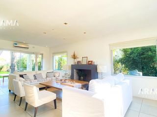 Foto 1 de CASA en VENTA en Saint Thomas Oeste - Canning