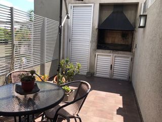 Dúplex en venta - 2 dormitorios 2 baños - cochera - 86mts2 - Tolosa, La Plata