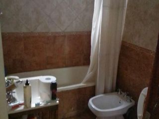 Casa en venta - 2 dormitorios 1 baño - 383mts2 - Miramar