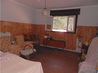 Foto 10 de Casa 4 ambientes, ideal hostel, instituto, oficinas. Olazábal y Bolívar
