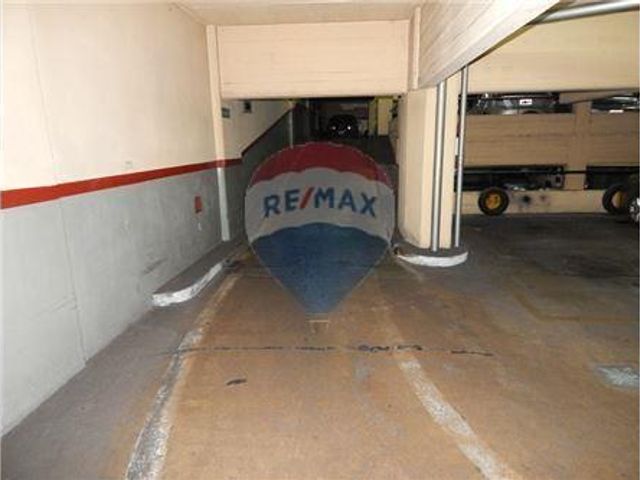 Cochera en Venta zona Tribunales c/renta -Financia