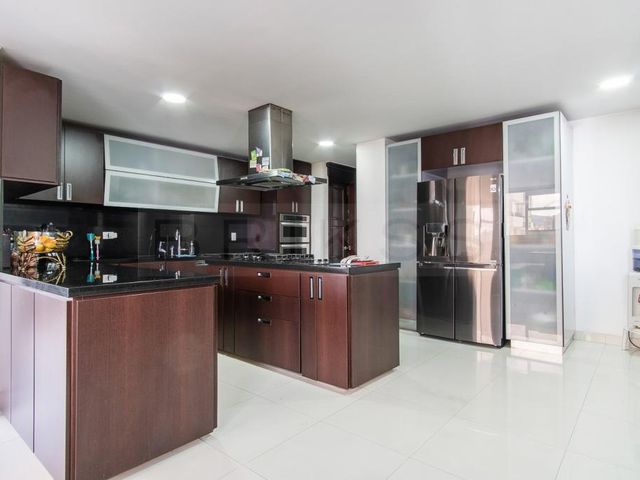 APARTAMENTO en ARRIENDO/VENTA en Bogotá Santa Barbara Central-Usaquén
