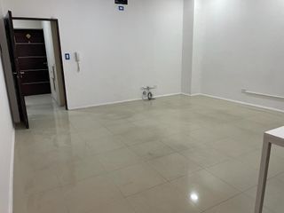 Oficina con baño privado - Rioja 1000 - Centro Rosario | Alquiler