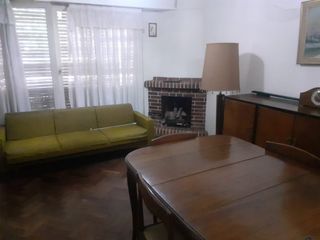 Chalet PH en venta en Castelar Sur