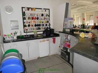 Foto 22 de oficina en venta en pent-house centro comercial combeima piso 9. Cod V10127