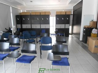 Foto 20 de oficina en venta en pent-house centro comercial combeima piso 9. Cod V10127