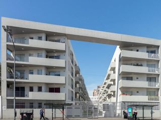 Departamento en venta - 2 Dormitorios 2 Baños - Cochera - 65Mts2 - La Boca