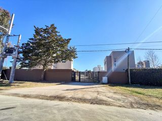 Terrenos en venta - 401.57 mts2 - Village El Molino, Villa Elisa, La Plata