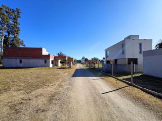 Terrenos en venta - 401.57 mts2 - Village El Molino, Villa Elisa, La Plata