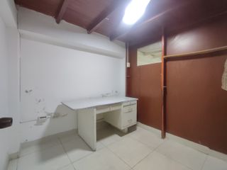 Foto 3 de casa-local en arriendo en el contento. Cod A31145