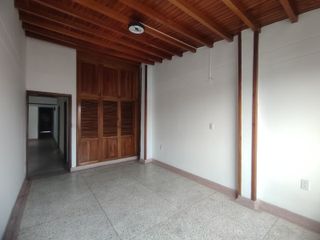 Foto 11 de casa-local en arriendo en el contento. Cod A31145
