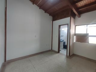Foto 6 de casa-local en arriendo en el contento. Cod A31145