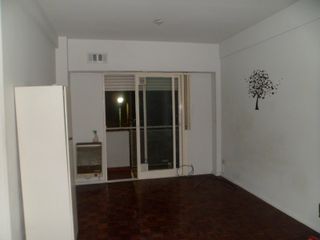 Foto 3 de BOEDO:  OPORTUNIDAD VENTA  1 AMBIENTE AMPLIO ,COCINA SEPARADA, BAÑO COMPLETO Y BALCON-