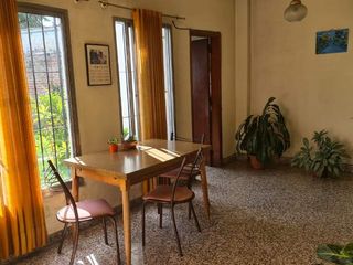 Foto 9 de Casa PH en venta en Bernal Oeste