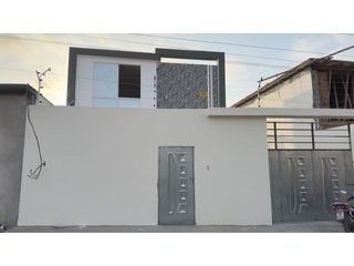 Foto 3 de CASA AMPLIA A ESTRENAR EN LAS ORQUDEAS, MANTA