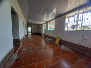 Foto 9 de casa-local en arriendo en el cristo. Cod A13026