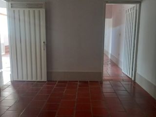 Foto 11 de casa-local en arriendo en el cristo. Cod A13026