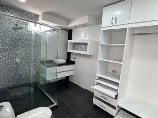 Foto 11 de casa en venta en ciudad jardín. Cod V16876