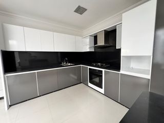 Foto 21 de casa en venta en ciudad jardín. Cod V16876