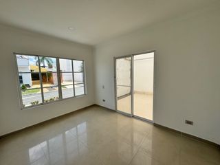 Foto 7 de casa en venta en ciudad jardín. Cod V16876