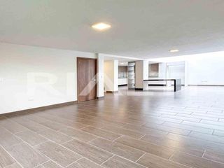 Dos casas independientes en venta sector Monteserrin