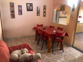 Foto 7 de Casa 5 amb 2 baños terraza quincho  Oportunidad