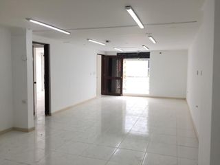 Foto 4 de casalote en venta en santa paula. Cod V285941