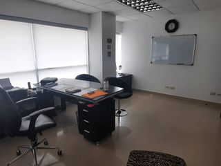 Foto 7 de SE VENDE OFICINA EN PARQUE EMPRESARIAL COLÓN