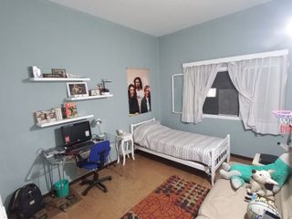 PH en venta de 2 dormitorios c/ cochera en Castelar