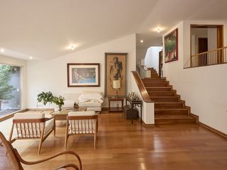 Foto 3 de apartamento en arriendo en los rosales. Cod A8408344