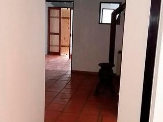 Casa en venta - 2 dormitorios 2 baños - 180mts2 - Tolosa, La Plata