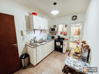 PH en venta - 2 Dormitorios 1 Baño - 2 Patios - 72mts2 - La Plata [FINANCIADO]