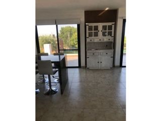 Foto 15 de ALQUILER TEMPORARIO CASA EN TANTI CON PILETA