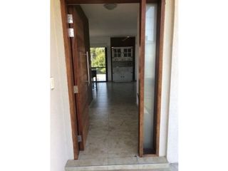 Foto 20 de ALQUILER TEMPORARIO CASA EN TANTI CON PILETA
