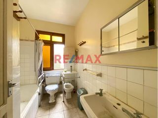 Foto 12 de Es tu oportunidad de vivir en el distrito más seguro y tranquilo de Lima.

La casa se ubica en una linda y bien cuidada quinta, a una cuadra del mal