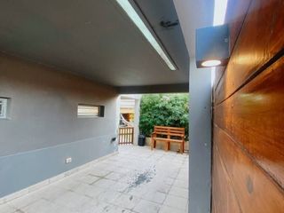 Casa En Venta, Villa Floresta