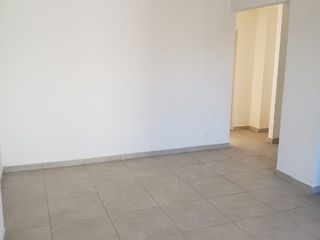 Foto 6 de Semipiso en venta en Banfield Este