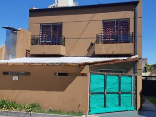 Dúplex en venta - 2 Dormitorios 2 Baños 1 Cochera - 80 mts2 - Tolosa