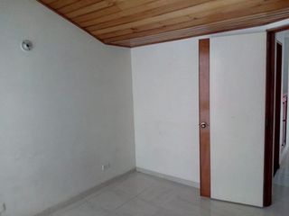 Foto 11 de casa en venta en suba. Cod V30181