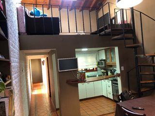 Foto 1 de Chalet PH en venta en Villa Sarmiento