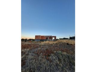Foto 7 de VENTA-LOTE MAS CASA EN CONSTRUCCIÓN-SINSACATE