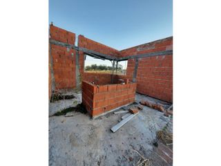 Foto 15 de VENTA-LOTE MAS CASA EN CONSTRUCCIÓN-SINSACATE