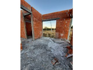 Foto 10 de VENTA-LOTE MAS CASA EN CONSTRUCCIÓN-SINSACATE