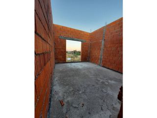 Foto 12 de VENTA-LOTE MAS CASA EN CONSTRUCCIÓN-SINSACATE