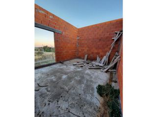 Foto 11 de VENTA-LOTE MAS CASA EN CONSTRUCCIÓN-SINSACATE